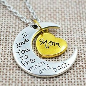 ✨Floating heart Mom charm necklace ♥